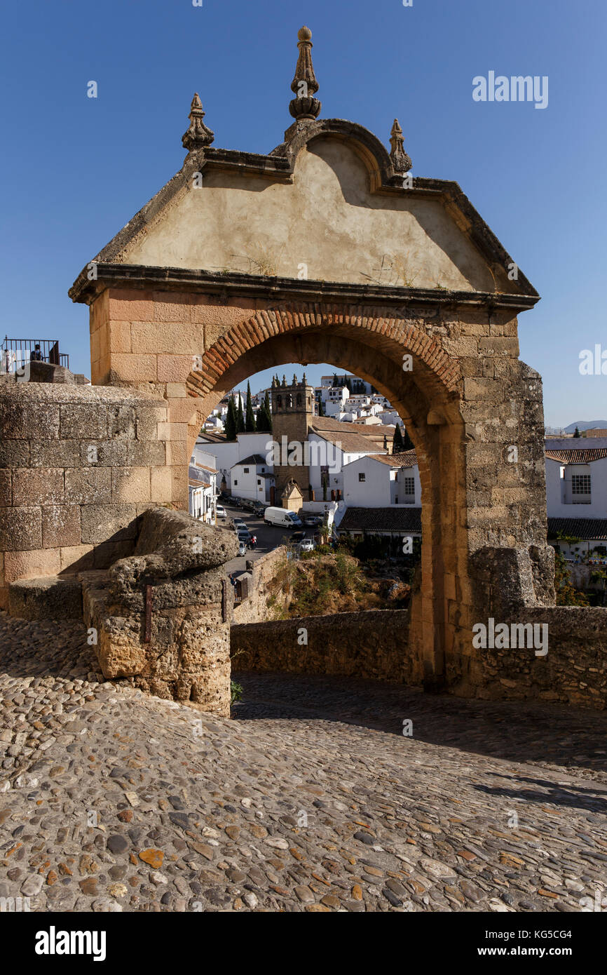 Remparts de la ville et la passerelle - Ronda, Andalousie, Espagne Banque D'Images