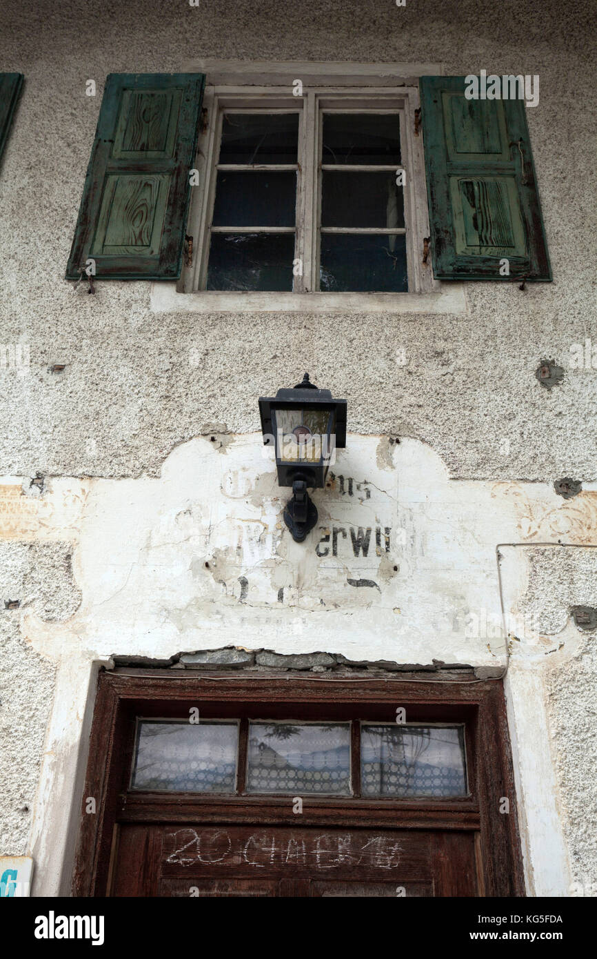 Environnement à un ancien restaurant abandonné Banque D'Images