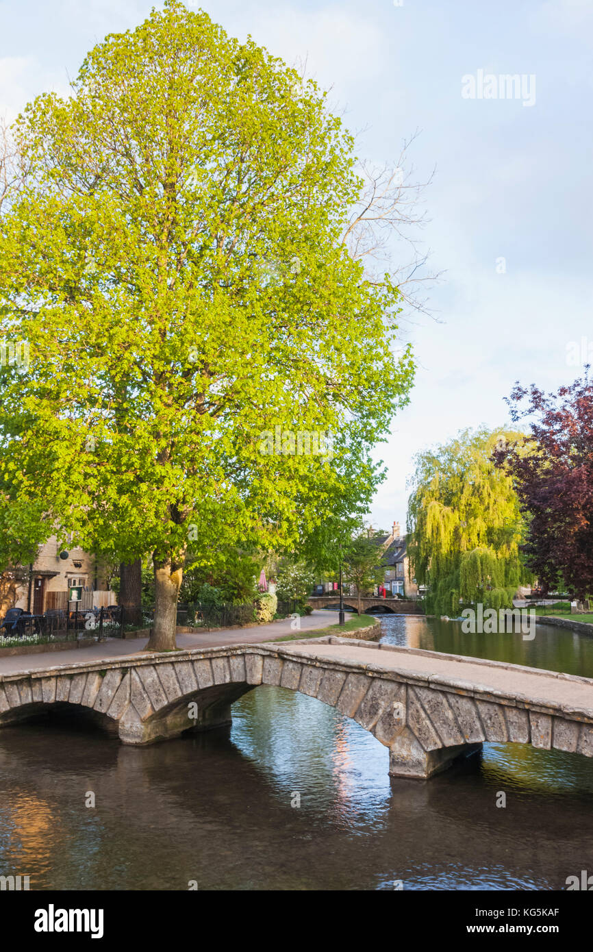 L'Angleterre, Cotswolds, Gloucestershire, Bourton-on-the-Water Banque D'Images