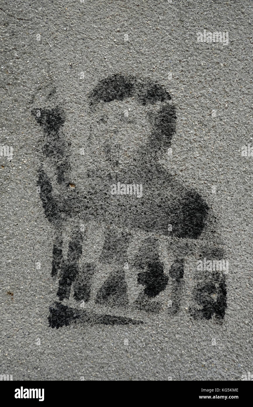 Europe, Autriche, Vienne, mur, stencil art, message 'Je déteste les Naziss' Banque D'Images