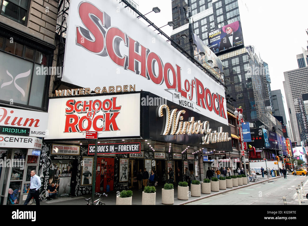 Grand panneau pour l'École de musique rock au Winter Garden Theatre de Broadway. Banque D'Images