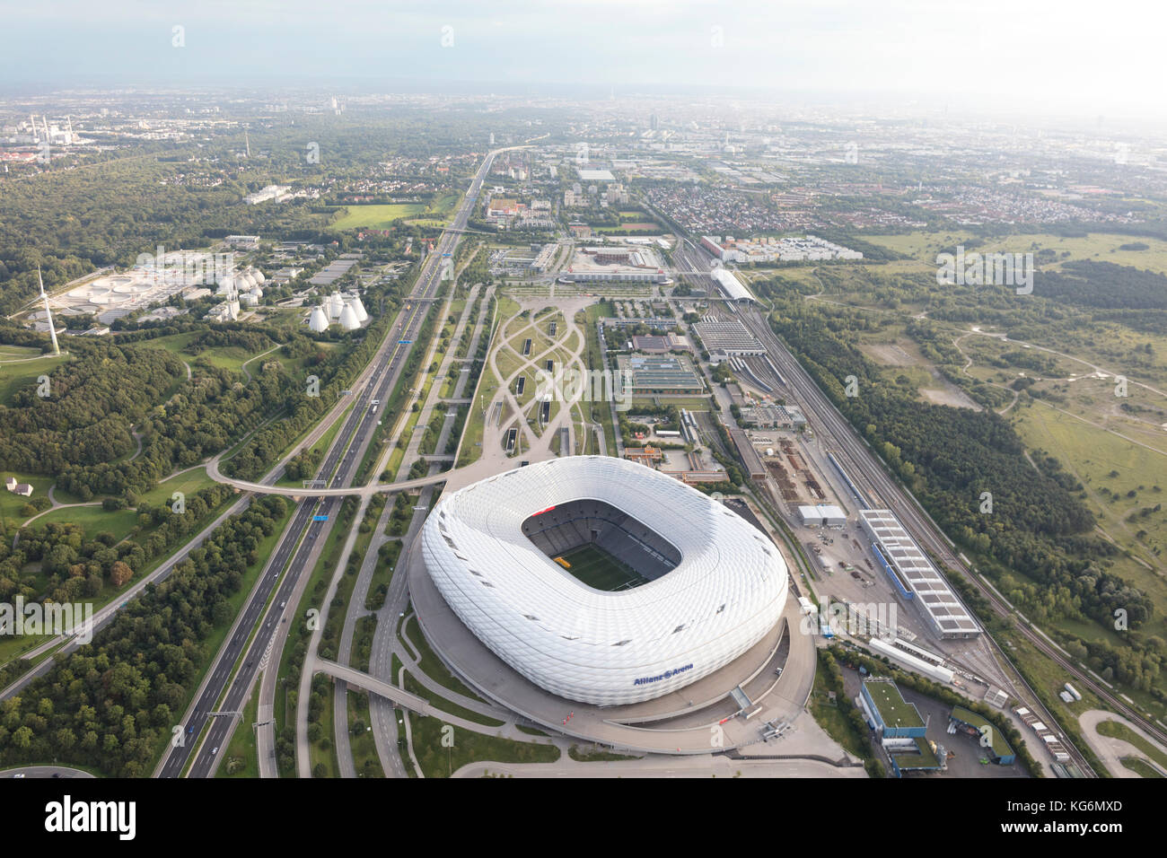 Vue aérienne du stade de football Allianz Arena, Munich, Bavière, Allemagne Banque D'Images