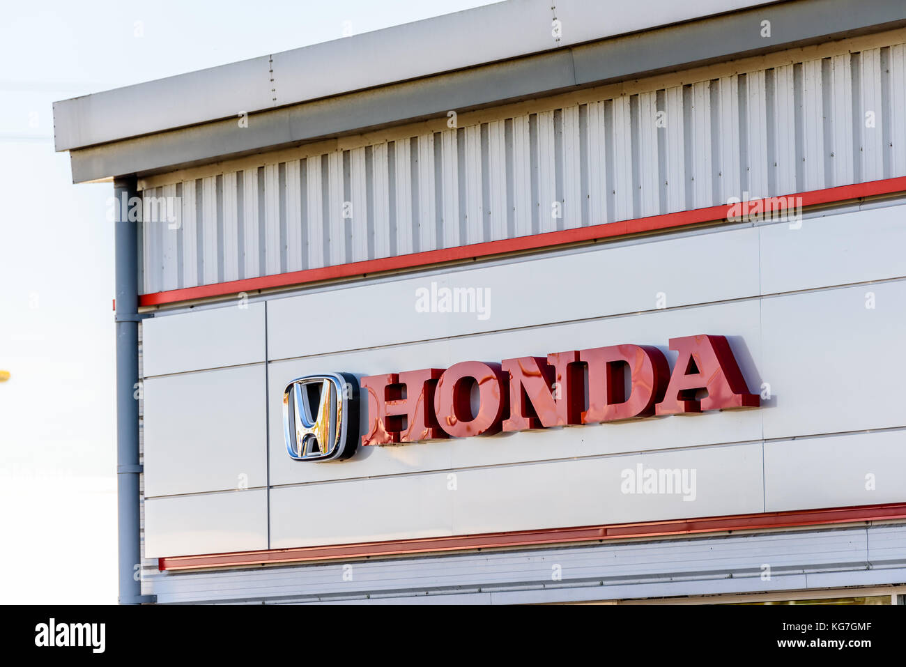 Northampton, uk - oct 25, 2017 : la vue quotidienne de logo Honda à la Riverside retail park. Banque D'Images