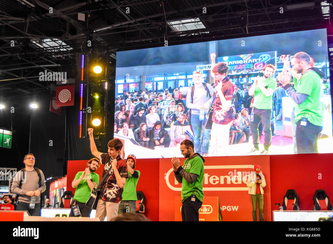 Nintendo France Stage Paris, France. 4ème nov, 2017. jeu vidéo Nintendo producteur japonais vu se  joindre à la juste.La plus grande convention de jeu, paris games week, a eu  lieu à Paris Expo l'événement ouvert