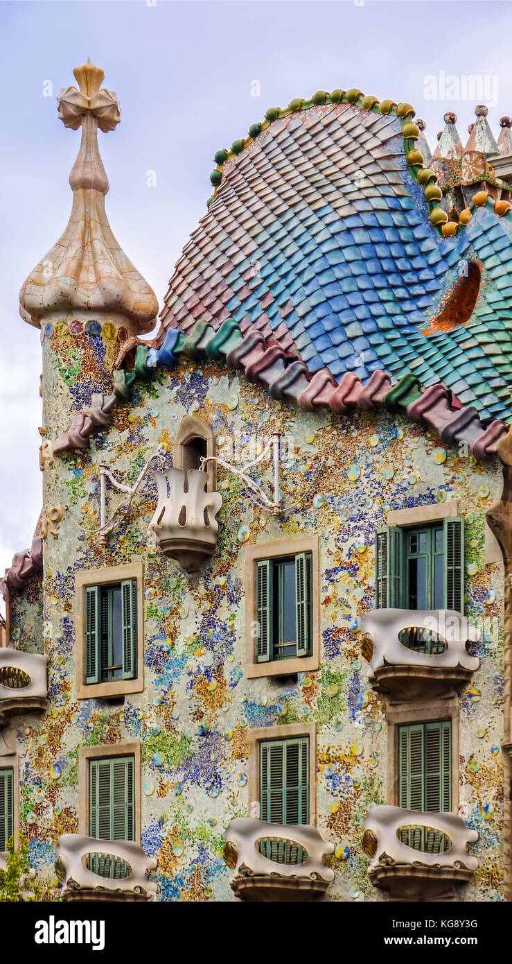 Vue extérieure de La Casa Batlo de Gaudi à Barcelone - Espagne Banque D'Images