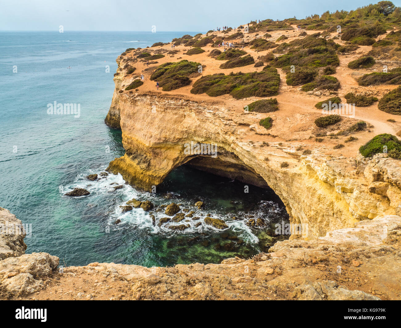 Les falaises de grès benagil, algarve dans le sud du Portugal Banque D'Images