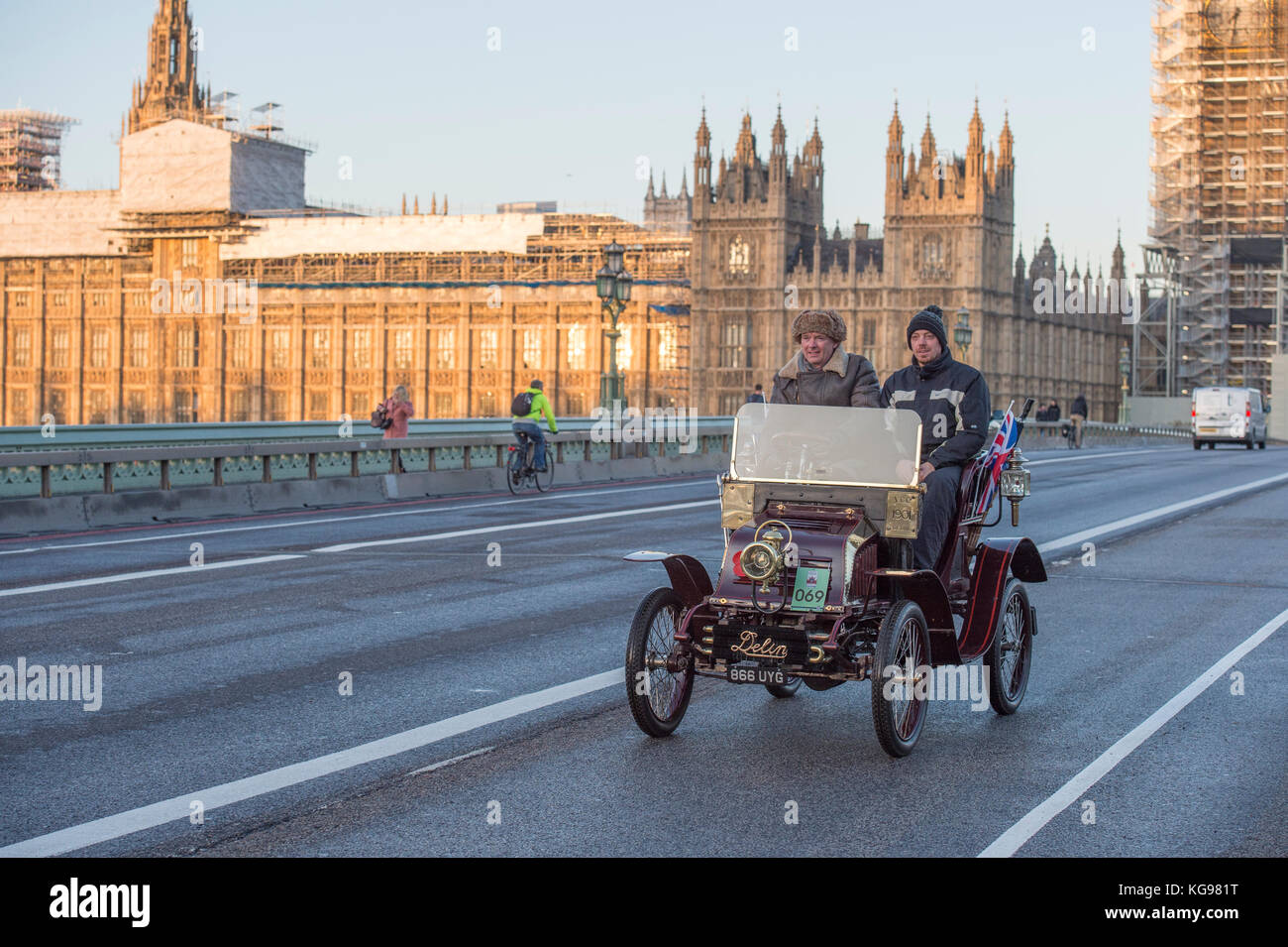 5 novembre 2017. Bonhams de Londres à Brighton, le plus long événement automobile au monde, 1901 Delin sur le pont de Westminster. Banque D'Images