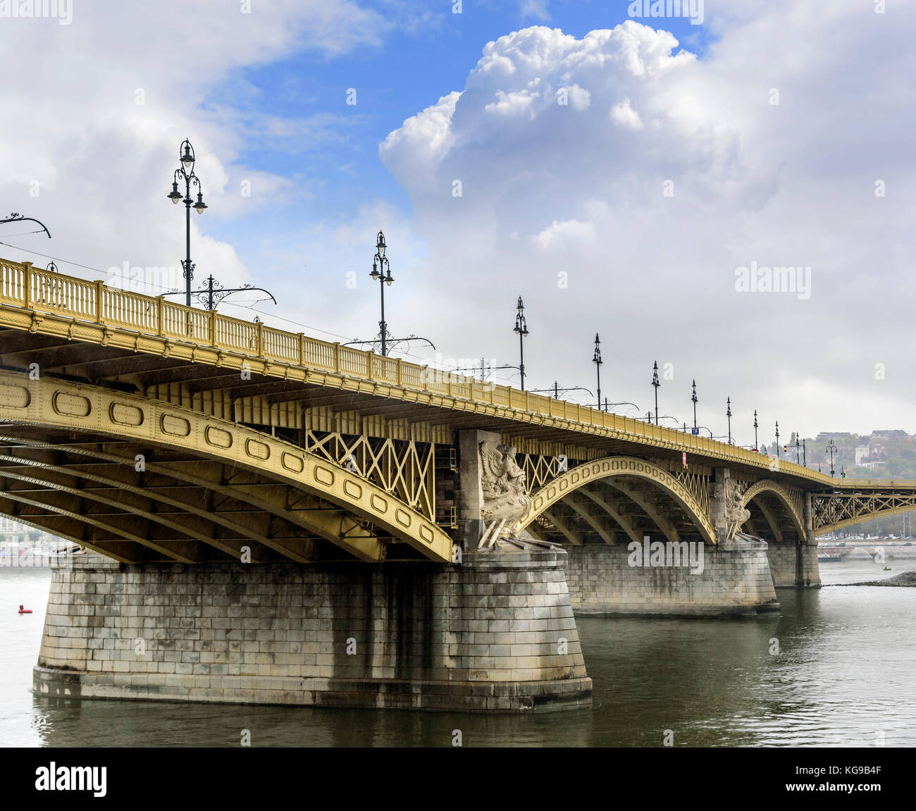 Pont transport margate à Budapest. Banque D'Images