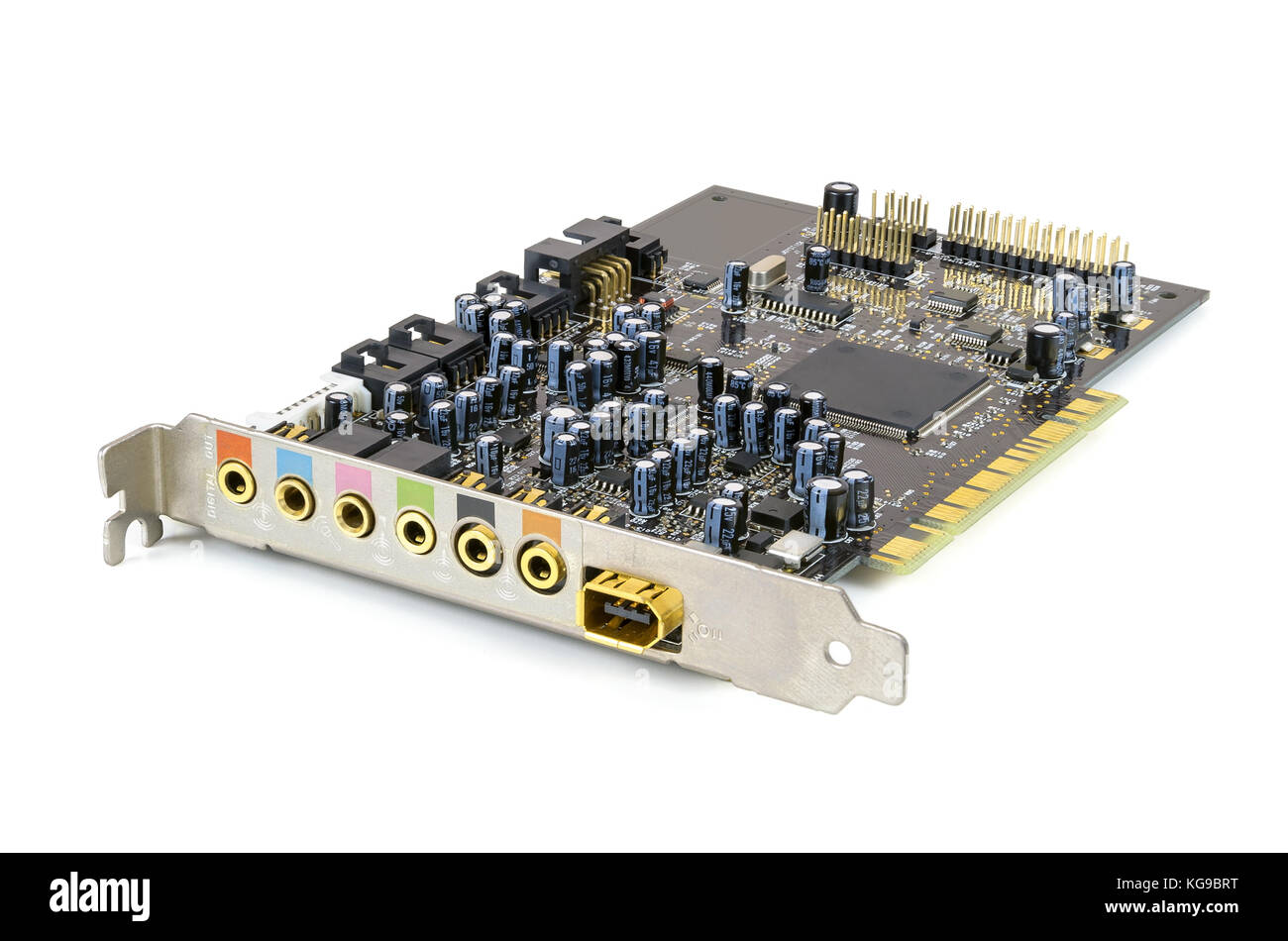 Carte son 7 canaux isolé sur fond blanc avec clipping path Banque D'Images