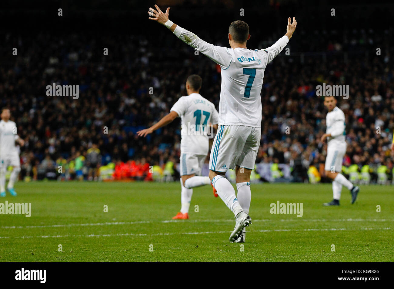 Cristiano Ronaldo dos Santos (7) joueur du Real Madrid. La Liga entre le Real Madrid vs UD Las Palmas au Santiago Bernabeu à Madrid, Espagne, le 5 novembre 2017 . Más Información Gtres Crédit : Comuniación sur ligne, S.L./Alamy Live News Banque D'Images