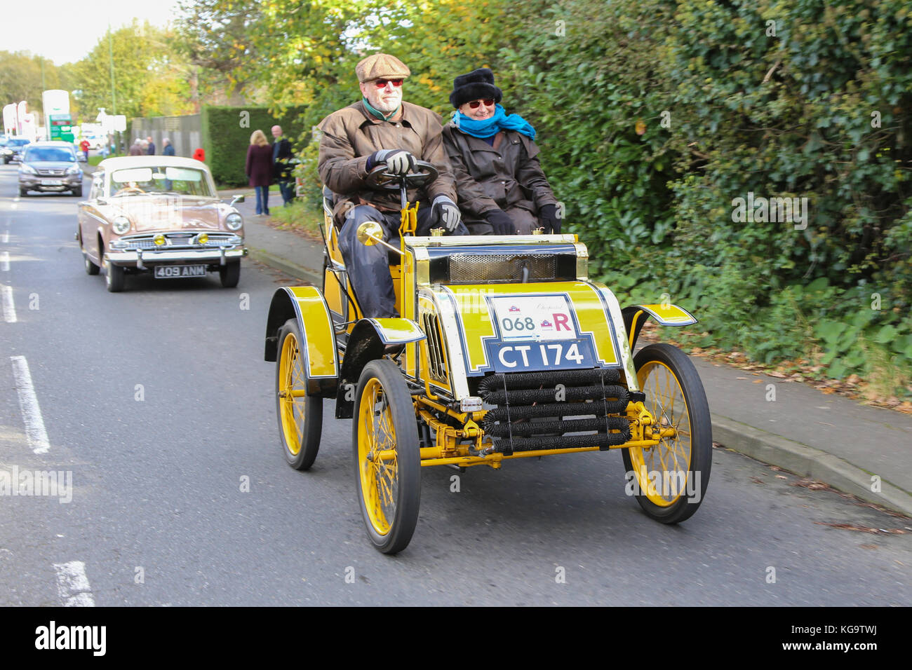 Londres, Royaume-Uni. 5Th Nov, 2017. 1901. Pick. Deux places. Mono-cylindre 4 hp. Reg No : TC 174. participe à la London to Brighton 2017 rallye de voitures anciennes. Crédit : Richard avis/Alamy Live News Banque D'Images