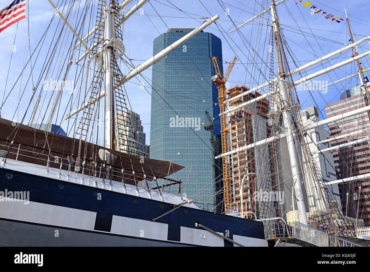 Scène maritime nautique au port de la mer du sud le long de la rivière de l'est le centre-ville de Manhattan à new york city Banque D'Images