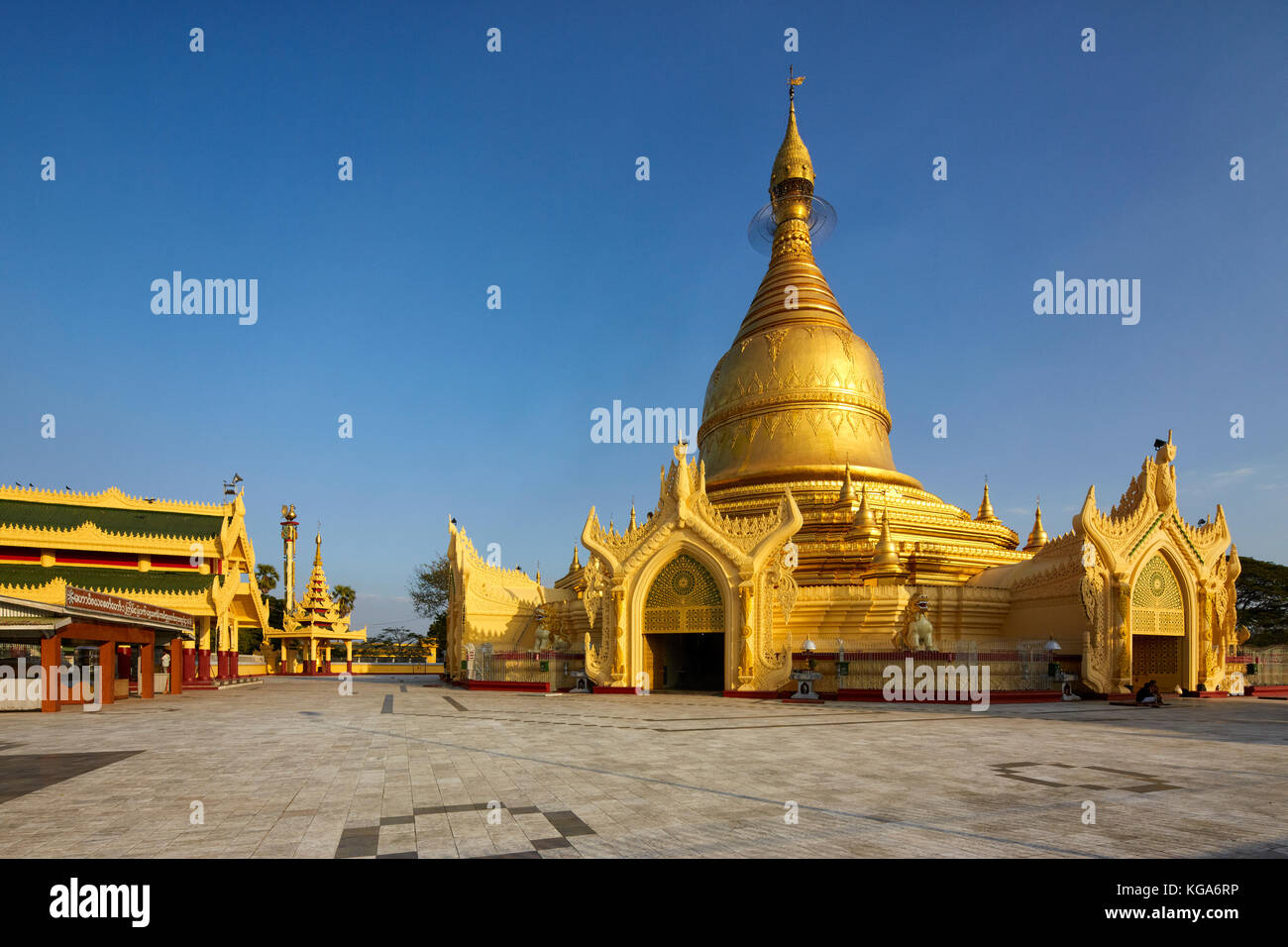 Maha Wizaya Pagode, Yangon, Myanmar (Birmanie), en Asie du sud-est Banque D'Images