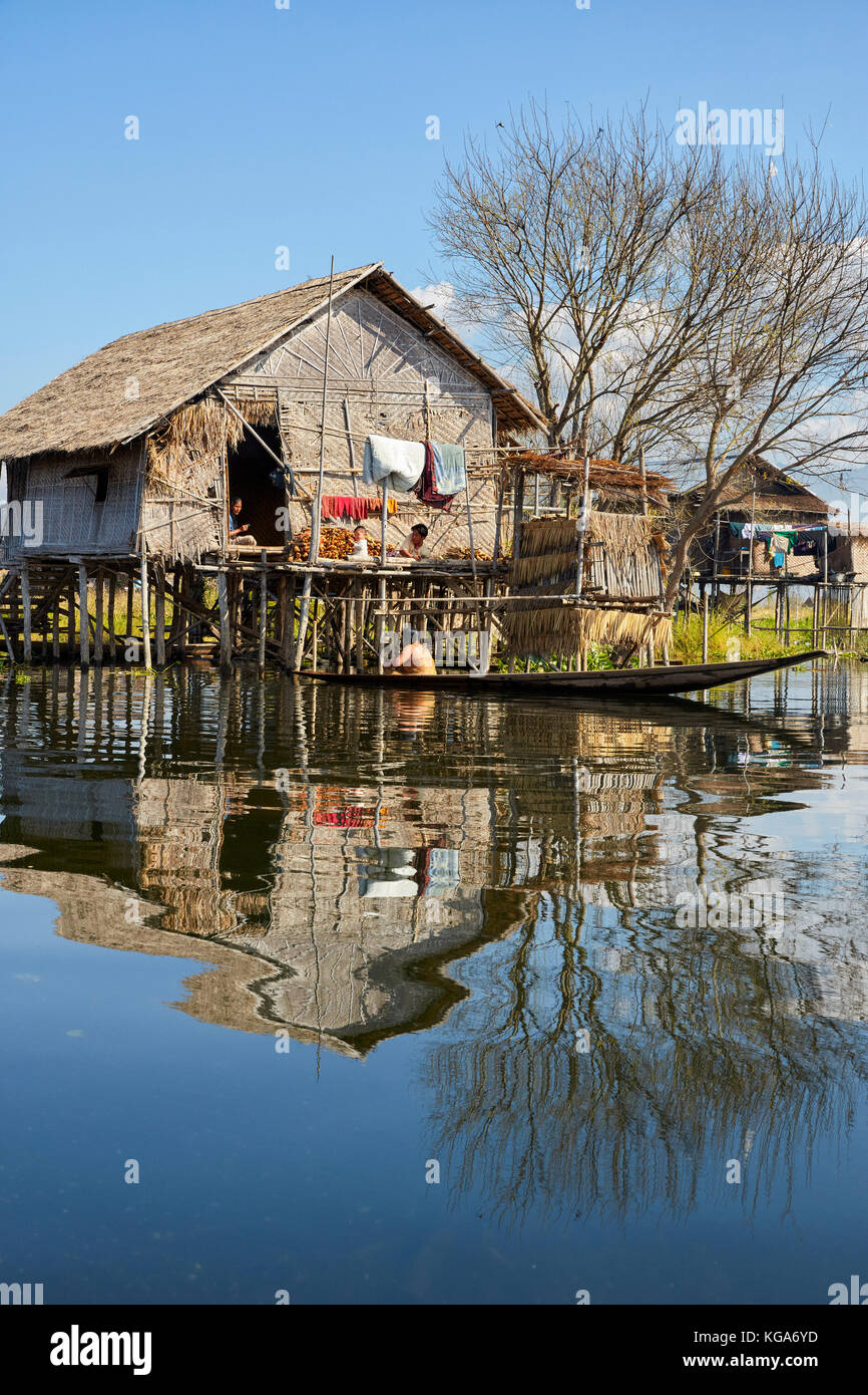 Village Nampan, lac Inle, Myanmar (Birmanie) Banque D'Images