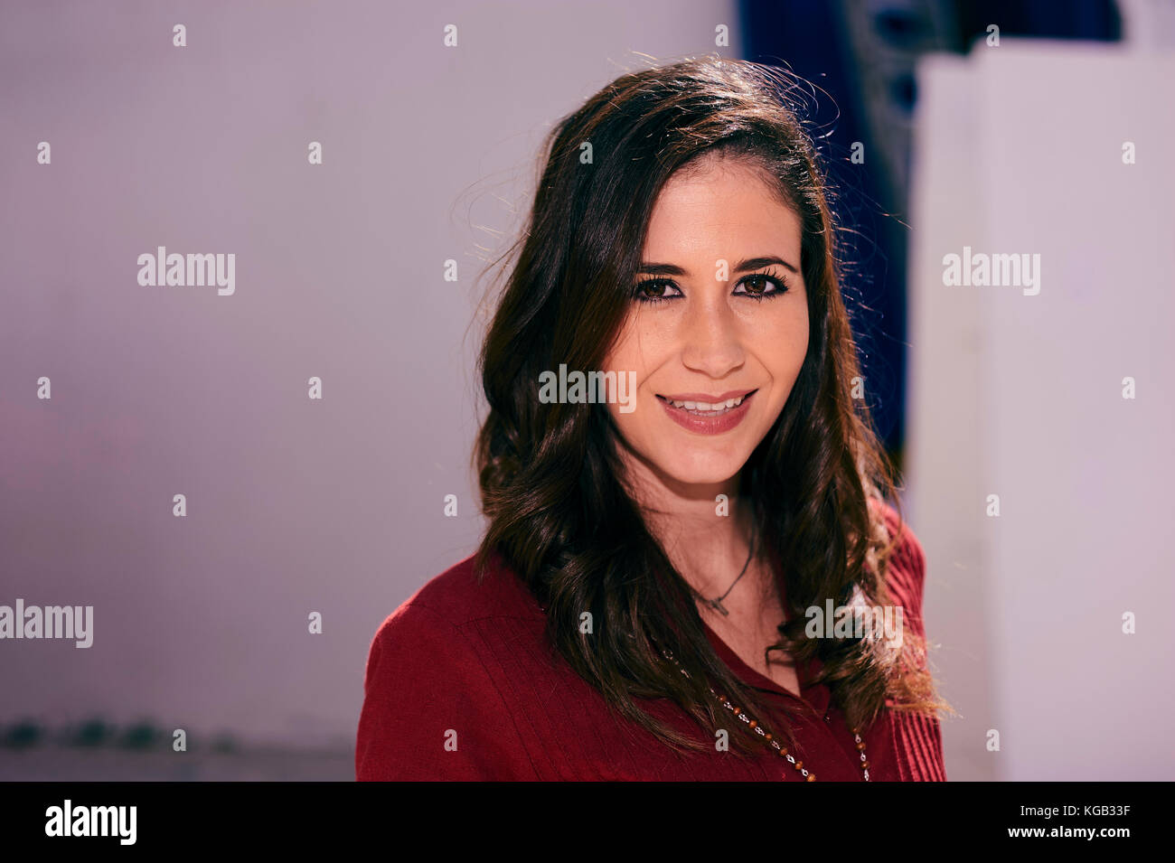 Jeune woman smiling Banque D'Images