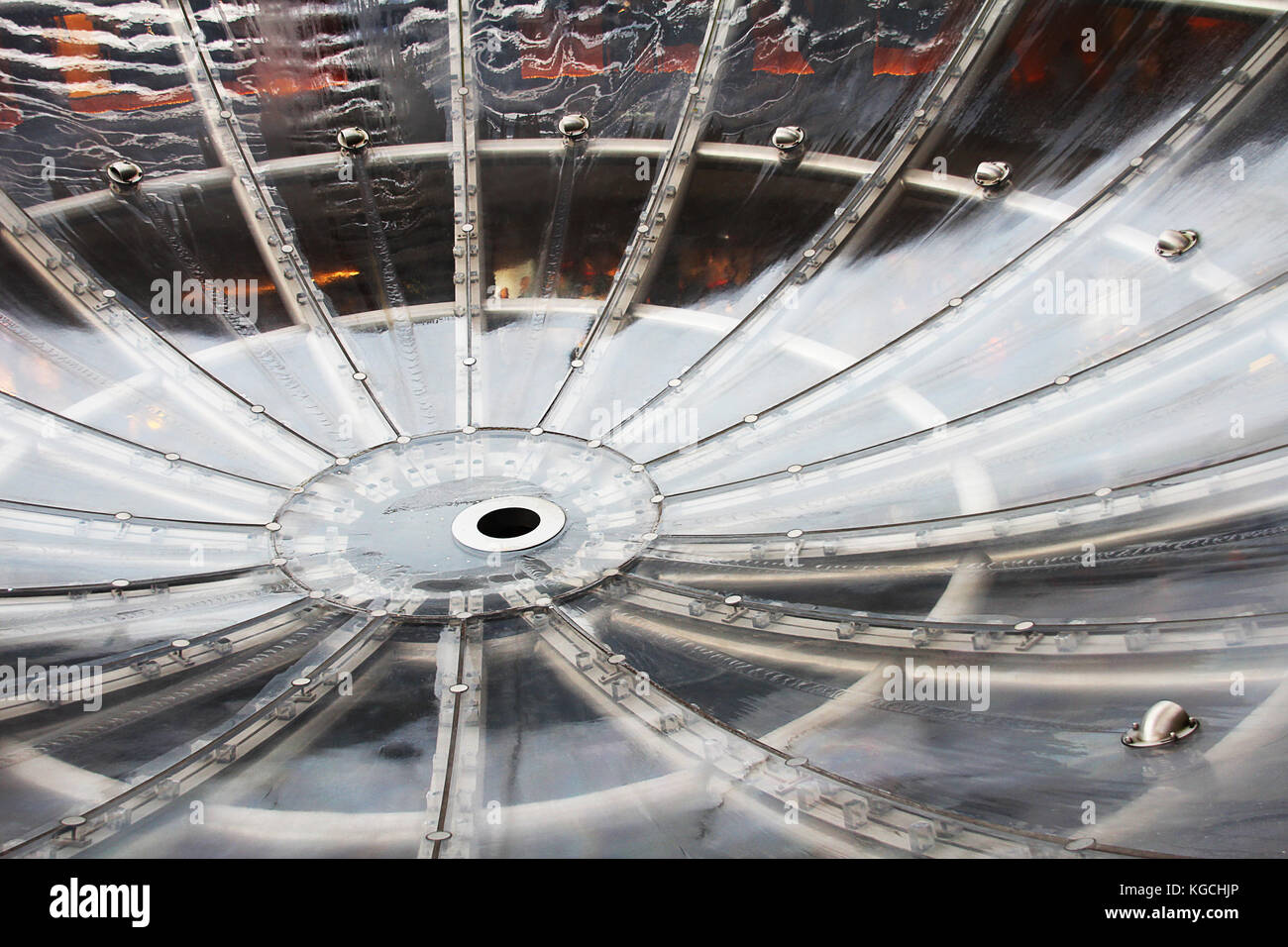 Le drainage avec toit circulaire Banque D'Images