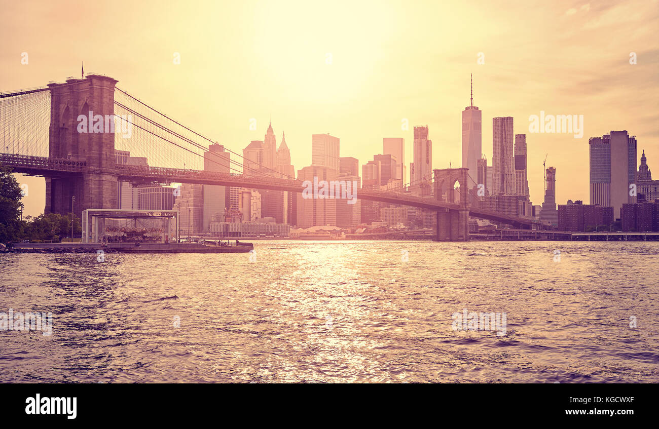 Stylisé vintage photo de new york city, USA, au coucher du soleil. Banque D'Images