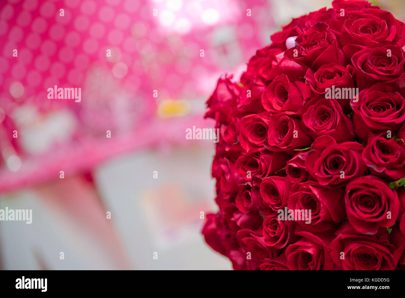Bouquet de fleur de mariage roses rouges pour la vie Banque D'Images