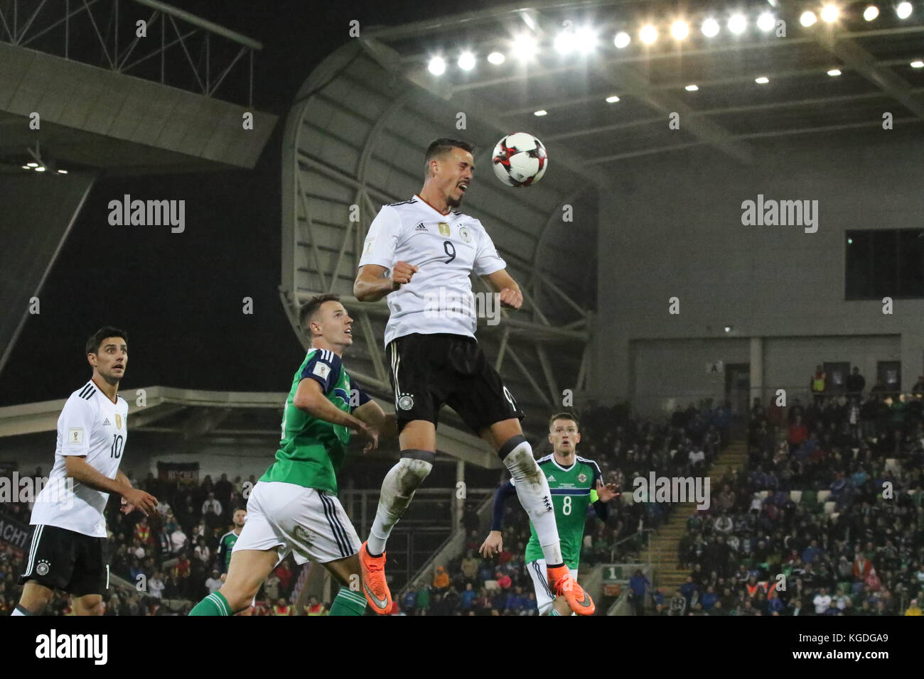 Sandro Wagner de l'Allemagne (9) en action contre l'Irlande du Nord à Windsor Park à Belfast 05 octobre 2017. Banque D'Images