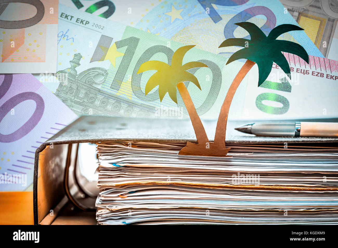 Palmier et papier, de dossier documents paradis Banque D'Images