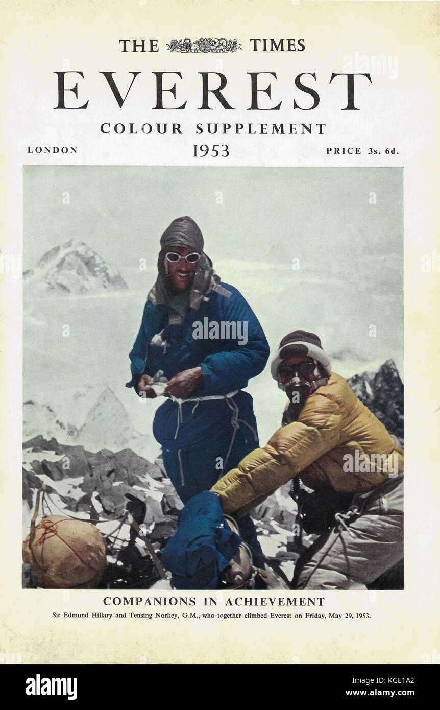 Couvrir d'un original fois Everest supplément couleur publié en 1953 de Sir Edmund Hillary et le Sherpa Tenzing Norgay sur le sommet du Mont Everest au cours de l'expédition Everest et le sommet réussi le 29 mai 1953. Banque D'Images