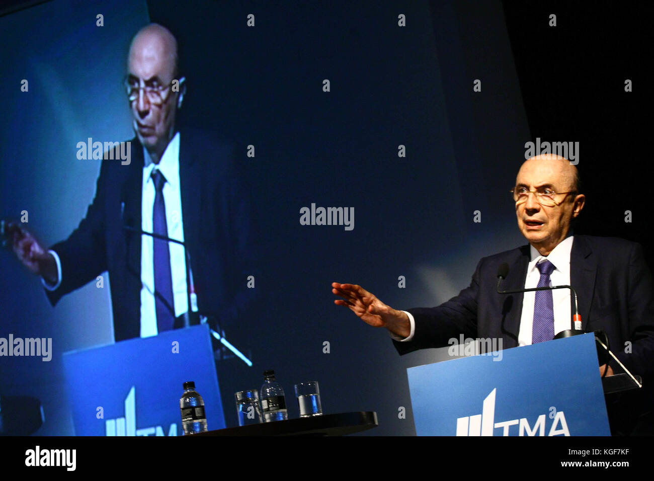 São Paulo, SP - 07.11.2017 : Henrique Meirelles ix congresso tma brasil - le ministre des Finances, M. Henrique Meirelles, participe à ce mardi (07), ix congrès du brésil, tma et parle des perspectives économiques et politiques du Brésil. l'événement a lieu à l'hôtel renaissance dans le quartier de Bela Vista. (Photo : aloisio mauricio/fotoarena) Banque D'Images
