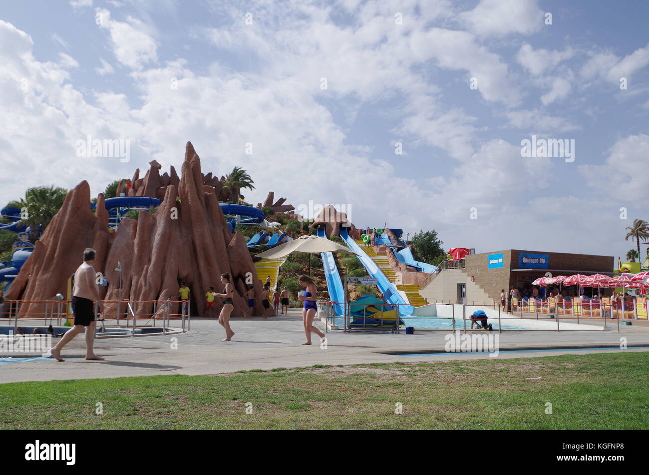 Slide and Splash Water Park à Lagoa, Algarve, Portugal Banque D'Images