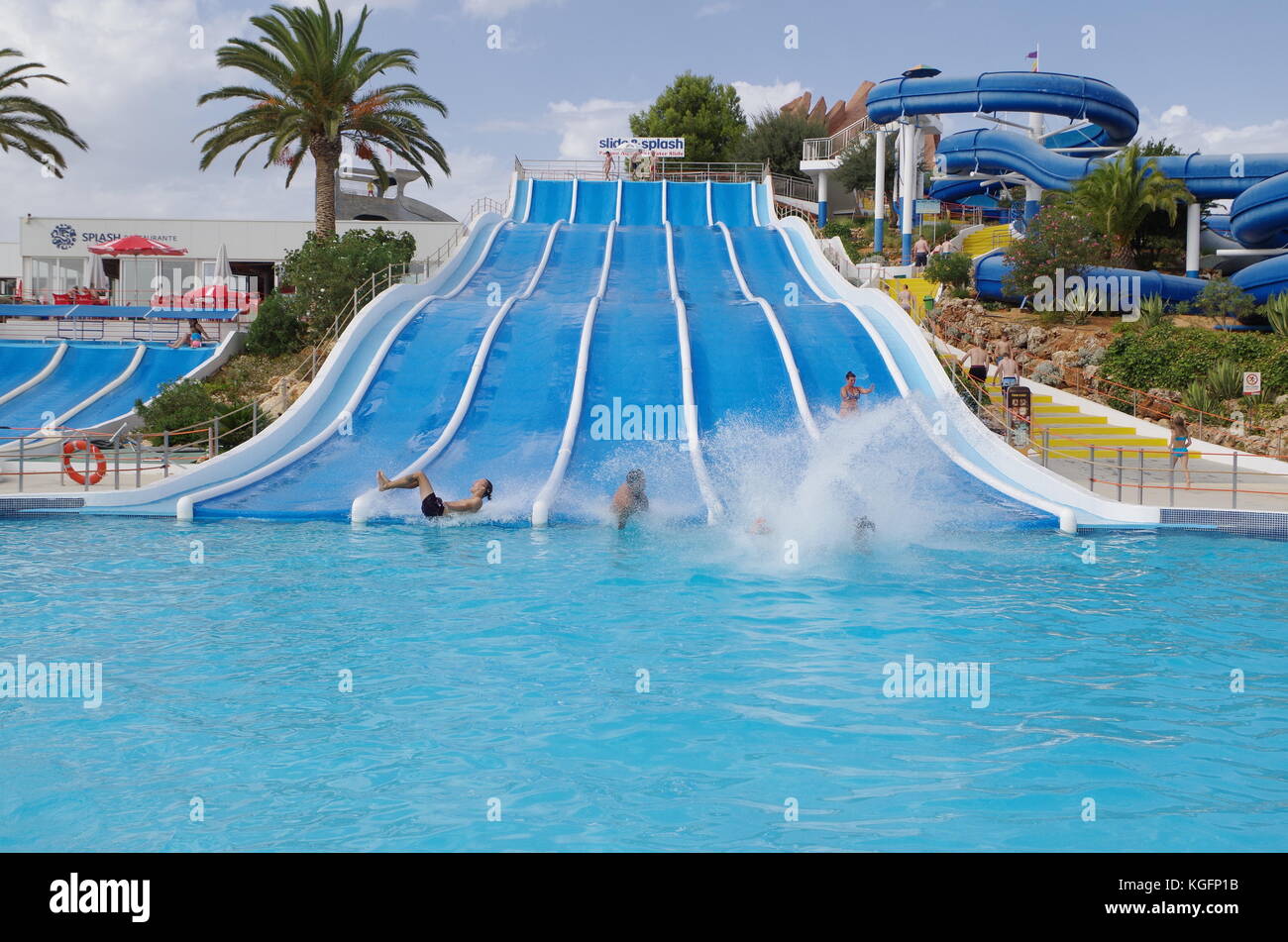 Slide and Splash Water Park à Lagoa, Algarve, Portugal Banque D'Images