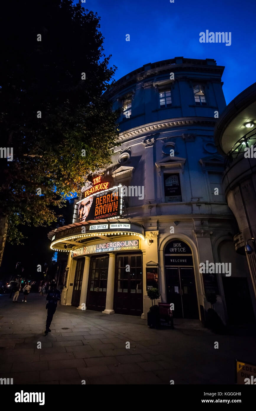 Le Playhouse Theatre dans le West End, Londres, montrant Derren Brown Underground show. Ville de Westminster, Londres. Soirée sombre Banque D'Images