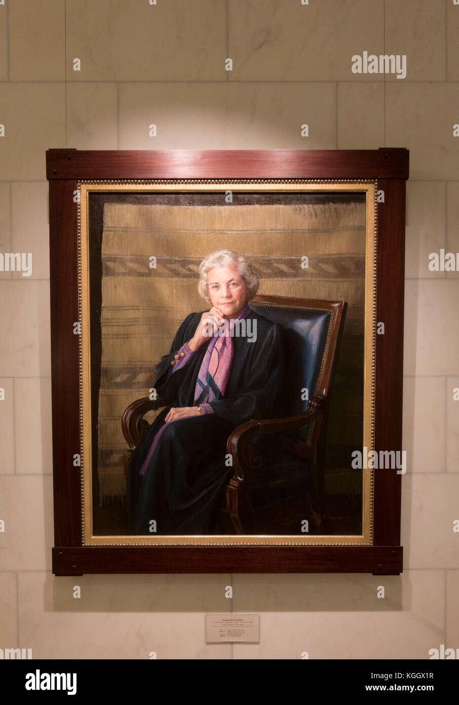 Portrait officiel de la juge associée Sandra Day O'Connor (par Danni Dawson) dans l'édifice de la Cour suprême, Washington DC, États-Unis. Banque D'Images