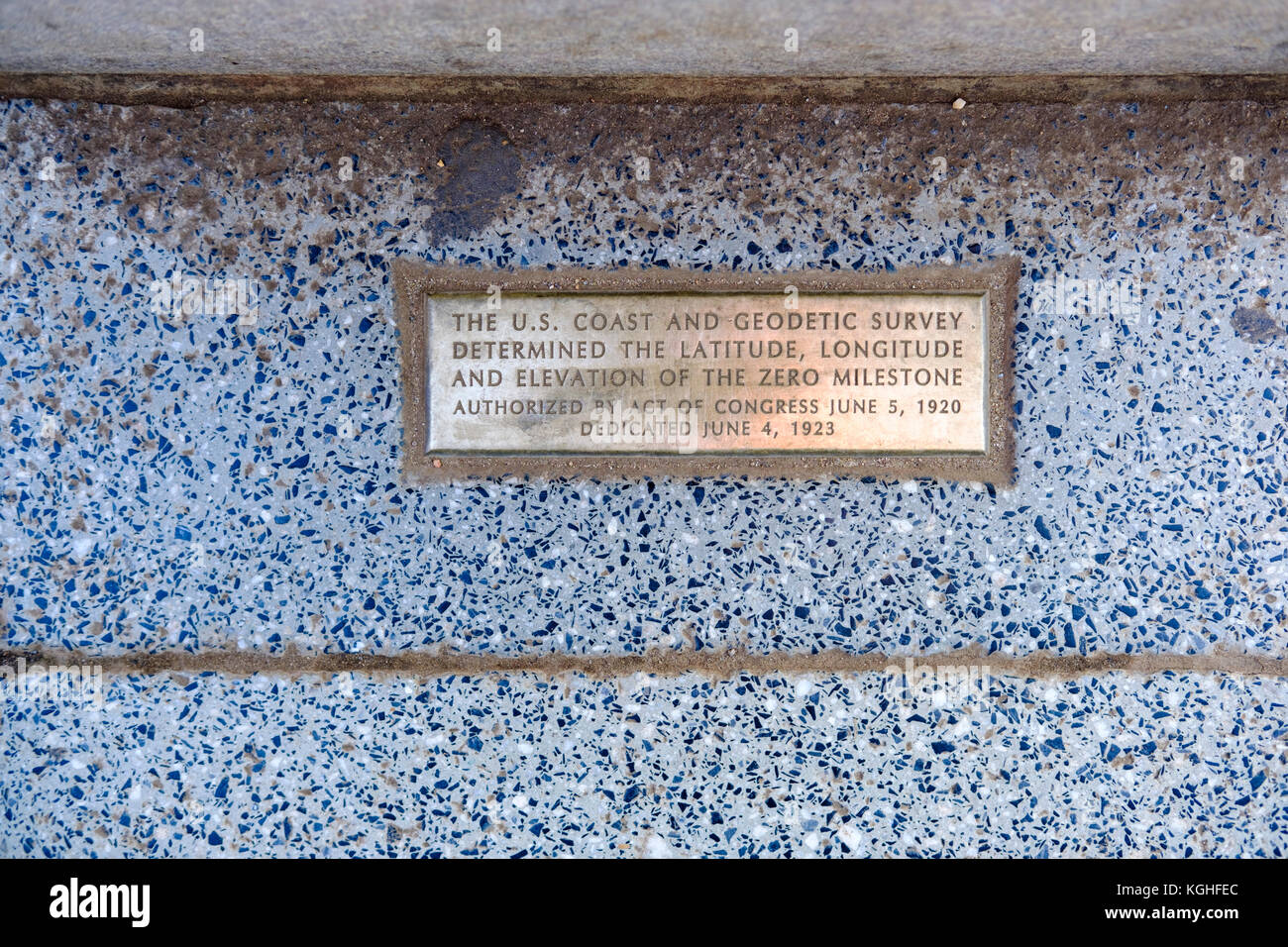 Plaque en laiton inscription à la base de l'étape zéro Monument à Washington, DC, United States of America, USA Banque D'Images