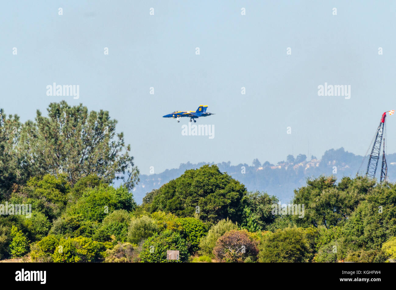 L'une des pratiques des Blue Angels pour la Semaine de la flotte au cours des festivités 2017 de la baie de San Francisco Banque D'Images