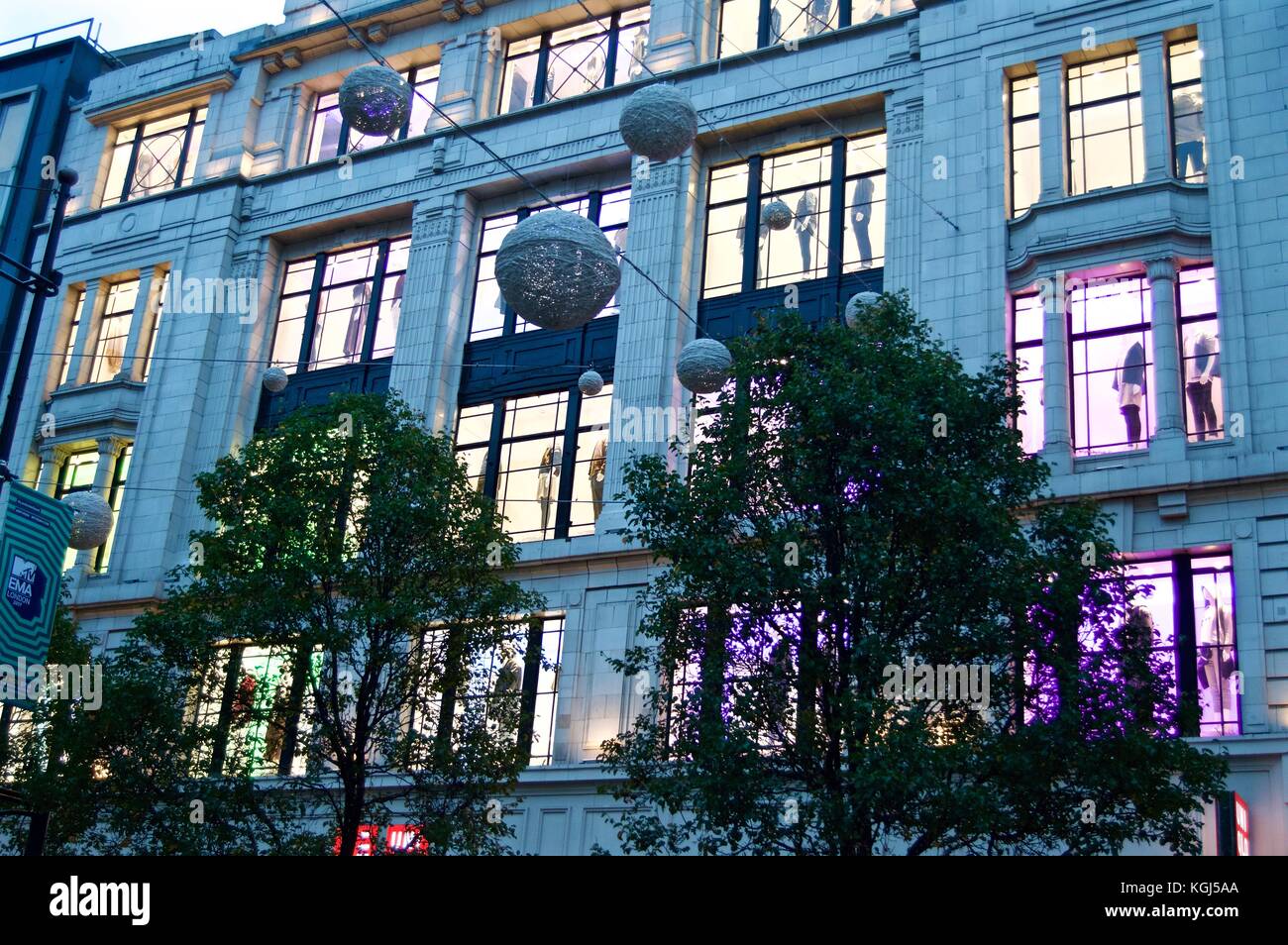 Décorations de Noël sur Oxford street avant d'être mis, 2017, Londres, Royaume-Uni Banque D'Images