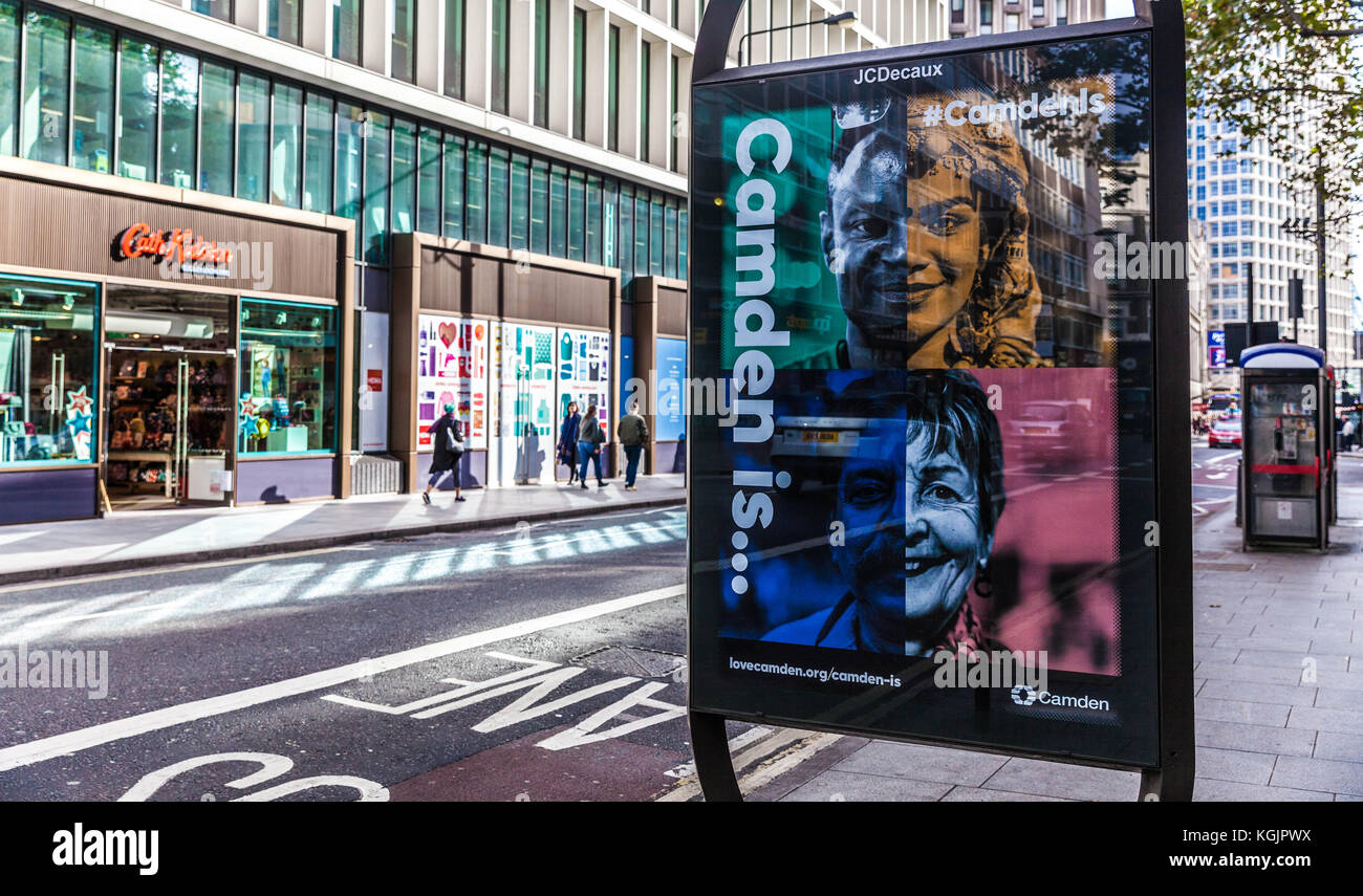 Camden est... poster sur Tottenham Court Road, Londres, Angleterre, Royaume-Uni. Banque D'Images