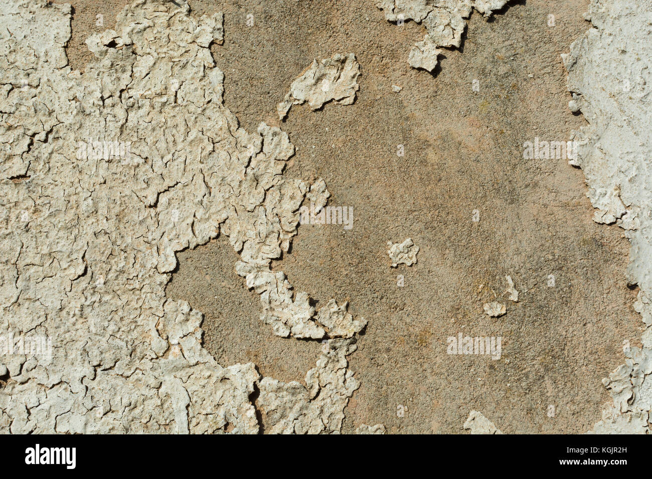 La peinture des murs extérieurs anciens se défait et se fissure. Pour « des moments meilleurs ». Texture de peinture abîmé, texture de peinture ancienne, texture rugueuse, craquelure de peinture Banque D'Images