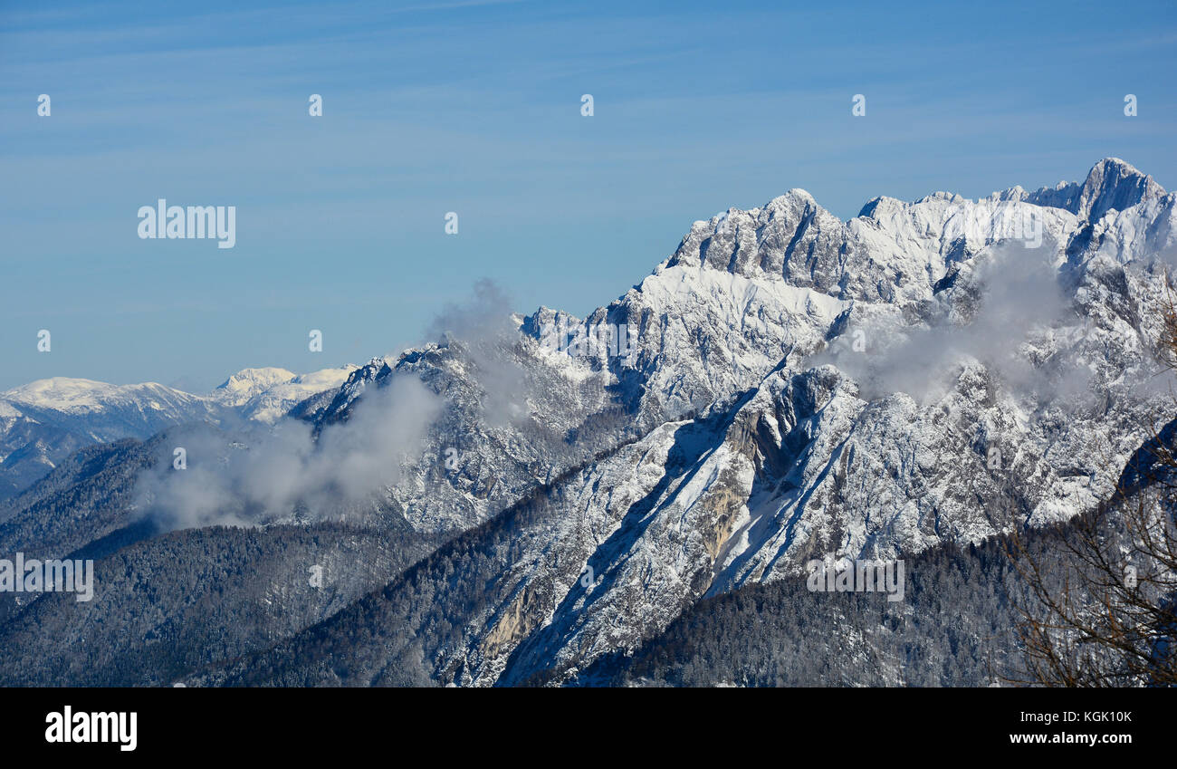 La vue depuis le monte lussari, Friuli Venezia Giulia, du nord-est de l'italie Banque D'Images