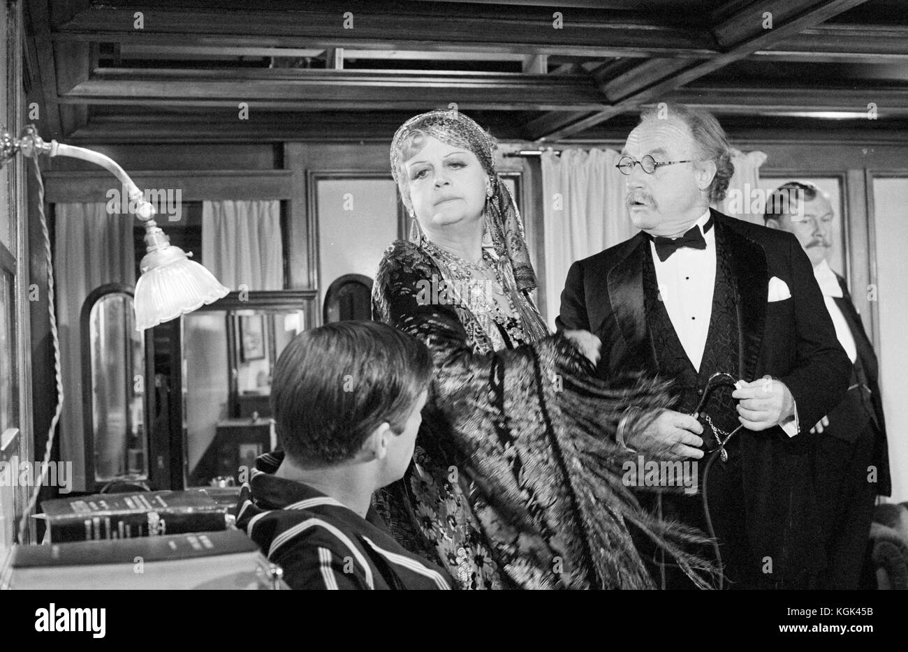 Mort sur le Nil (1978) , Angela Lansbury , Jack Warden Date : 1978 Banque D'Images