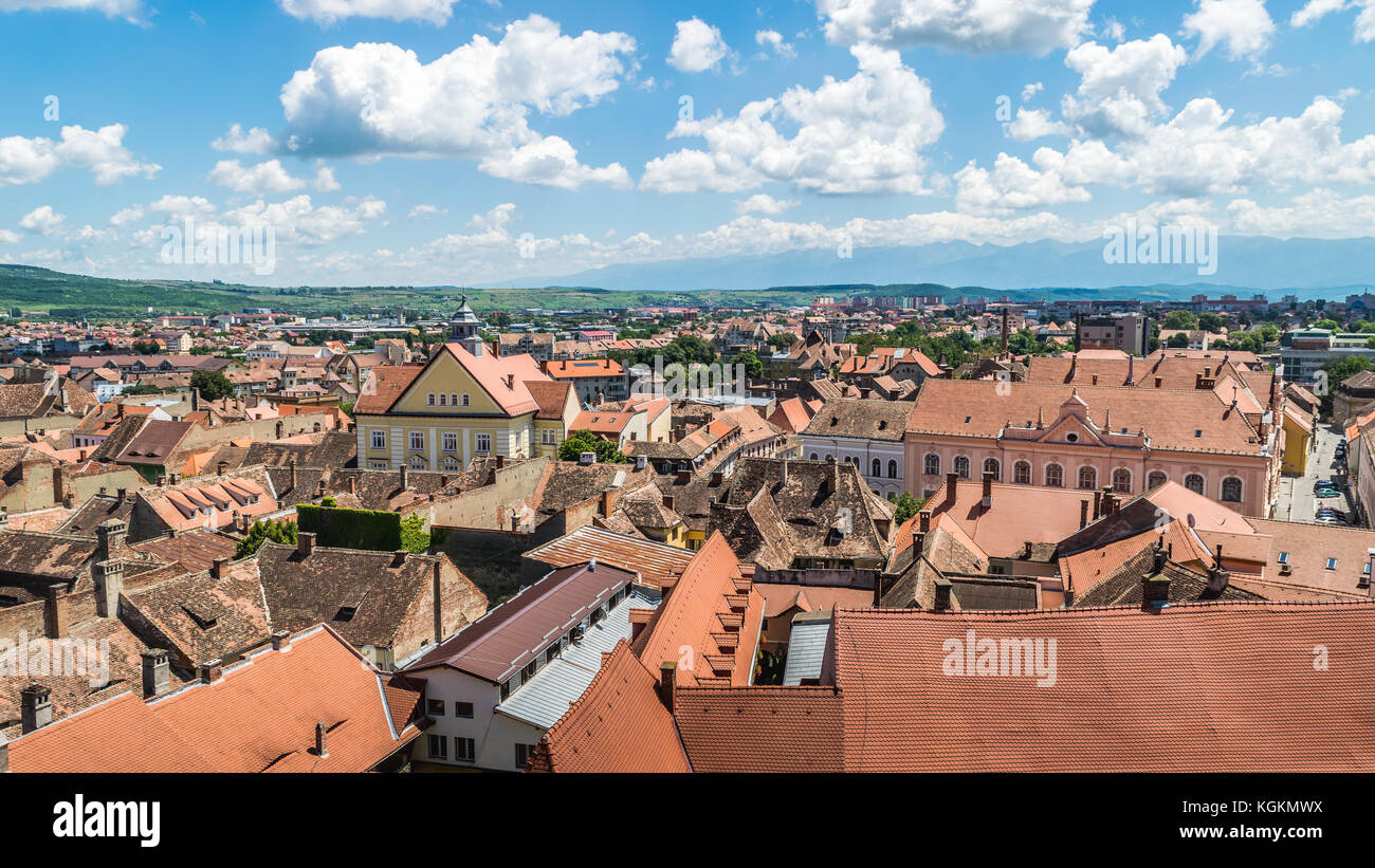 Aperçu de Sibiu, vue de dessus, en Transylvanie, Roumanie, juillet 2017 Banque D'Images