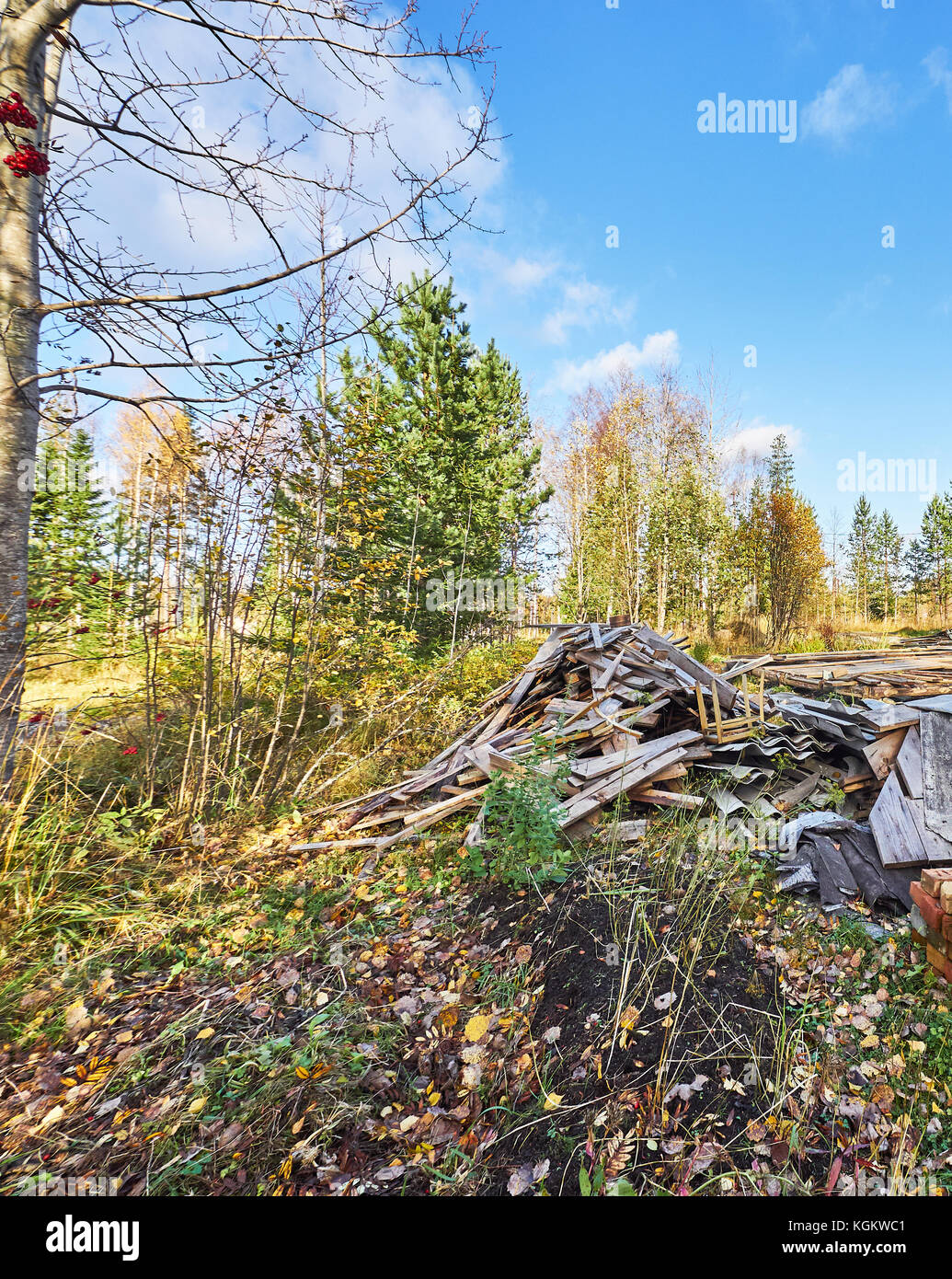 Vieille planches sur le site de construction Banque D'Images