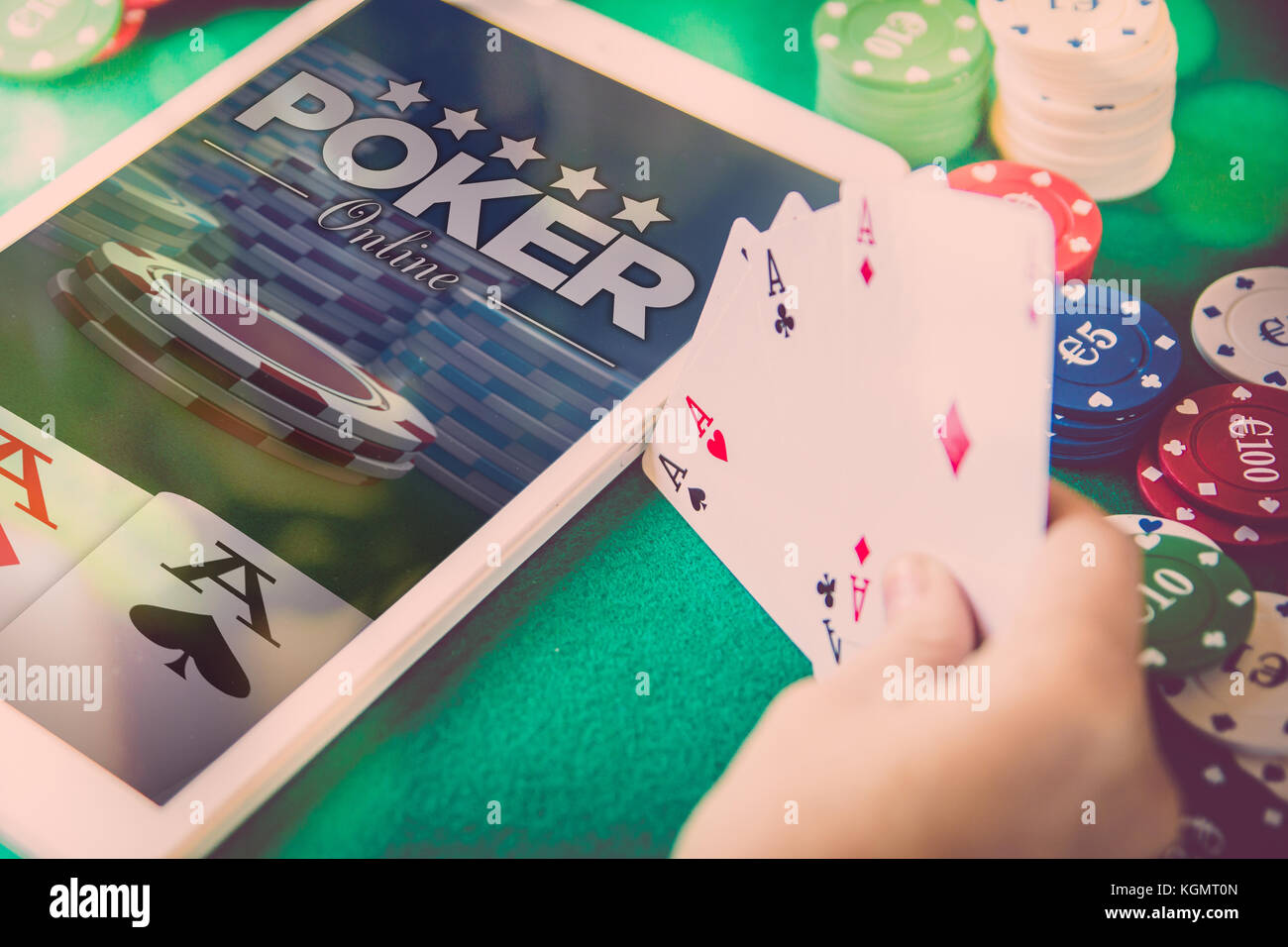 Vue rapprochée du poker en ligne jouer stuff Banque D'Images