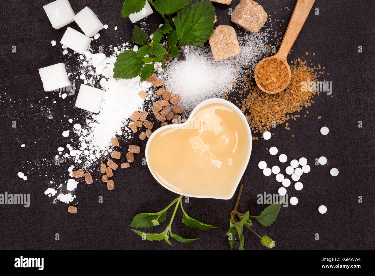 Différents types de sucre à partir de cidessus brun, blanc, cristal — free download