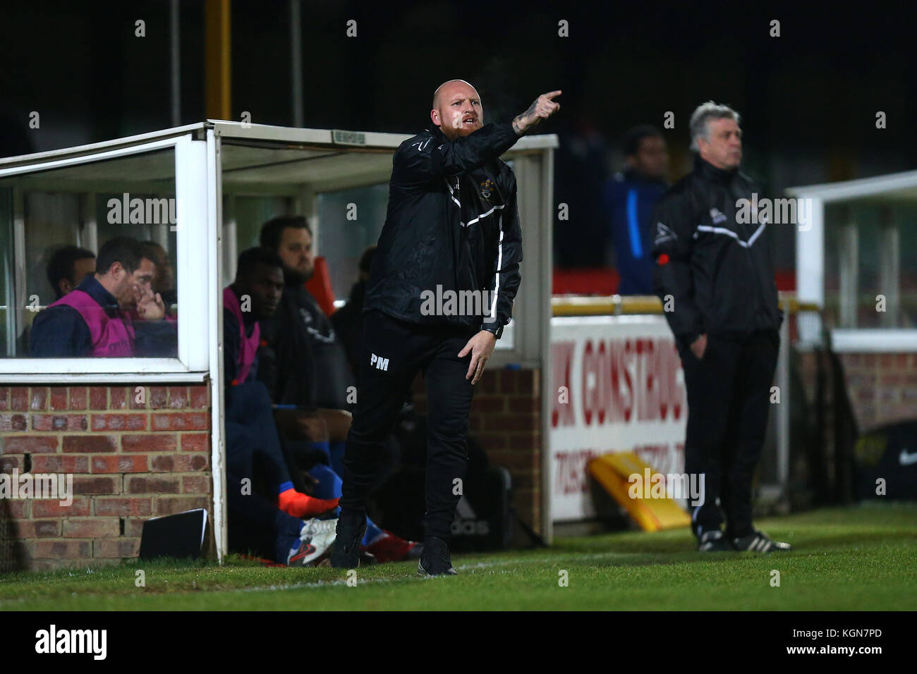 L'entraîneur de Romford Paul Martin lors de Romford vs Haringey Borough, Bostik League Division 1 North Football à Ship Lane le 8 novembre 2017 Banque D'Images