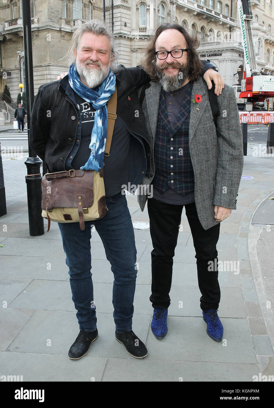 Londres, Royaume-Uni. 10 nov, 2017. David Myers et Simon 'si' roi connus collectivement sous le nom de hairy bikers vu à la BBC à Londres : crédit wfpa/Alamy live news Banque D'Images