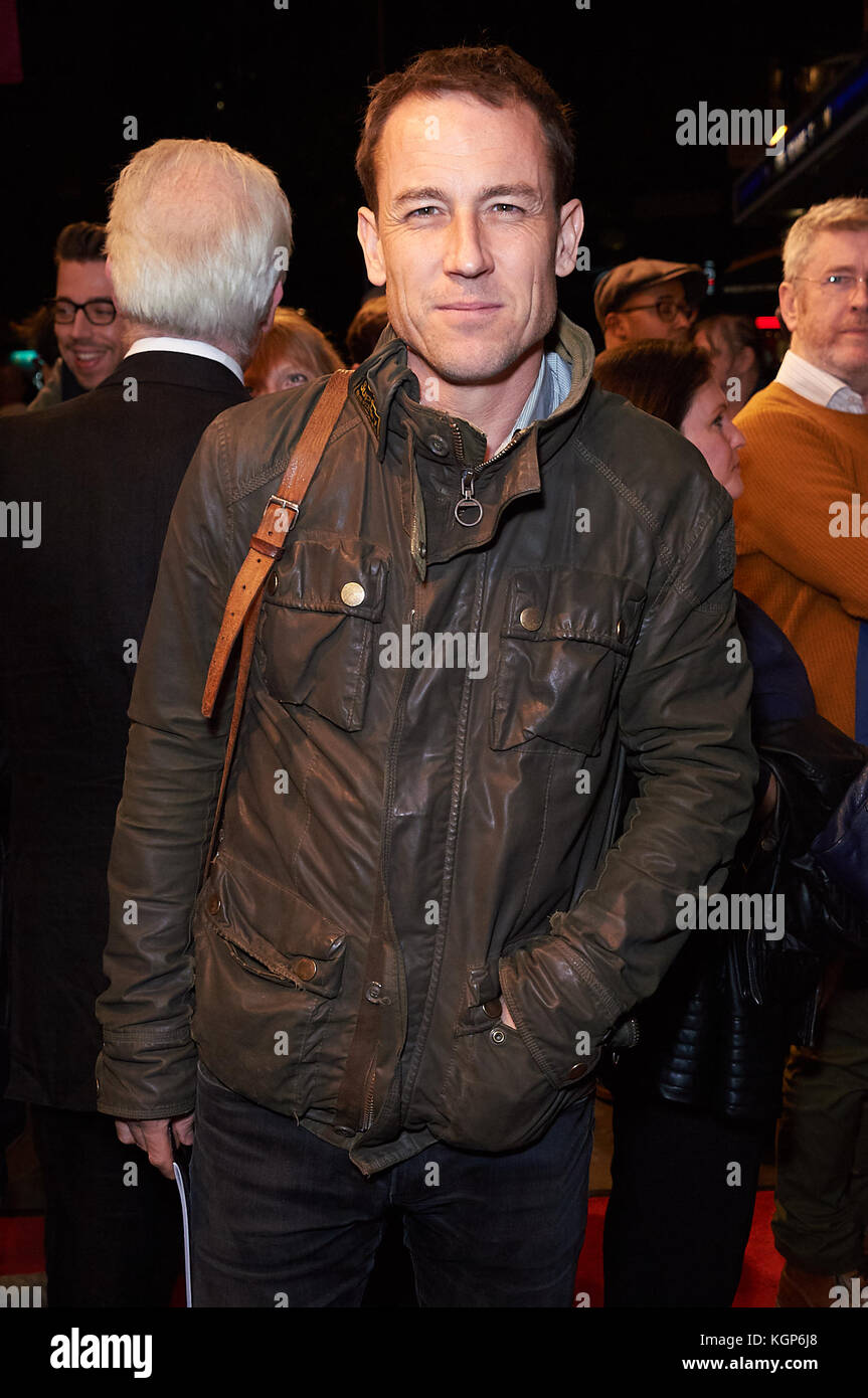Des célébrités arrivent au Théâtre Wyndham pour le Heisenberg : le principe de l'incertitude - soirée presse avec : Tobias Menzies où : Londres, Royaume-Uni quand : 09 Oct 2017 crédit : WENN Banque D'Images