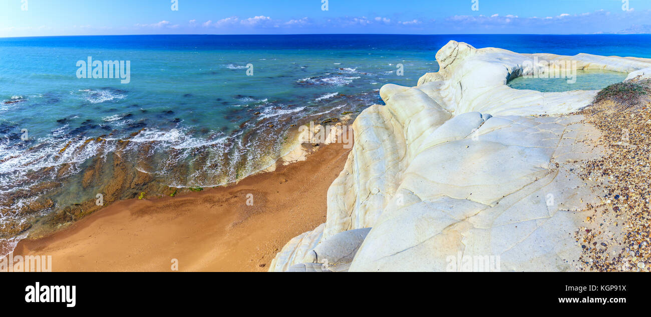 Les falaises colorées d'Eraclea Minoa : Réserve de Platani (Agrigento, Italie) Banque D'Images