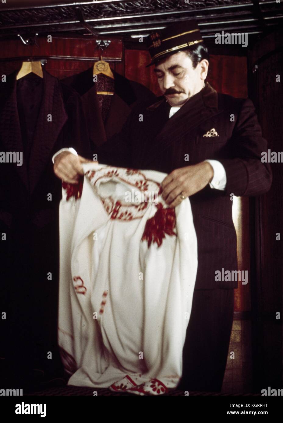 Crime De L Orient Express 1974 Le meurtre de l'Orient Express (1974) , Jean-Pierre Cassel Date : 1974  Photo Stock - Alamy