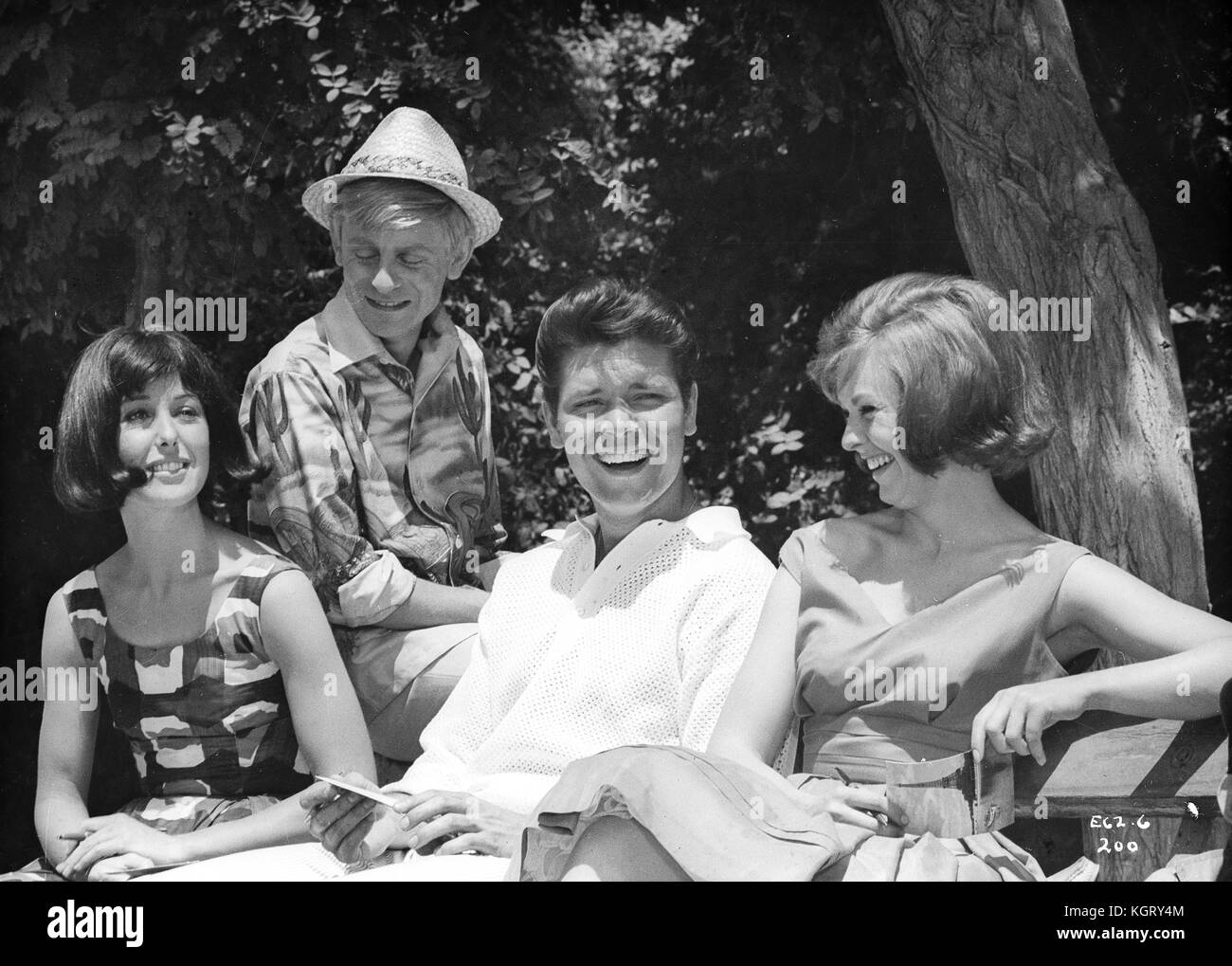 Des vacances d'été (1963) , Cliff Richard , Una Stubbs , Melvyn Hayes , Pamela Hart , Jacqueline Daryl Banque D'Images
