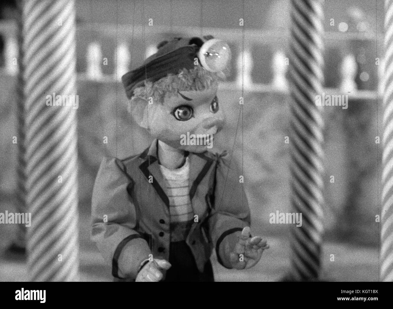 La batterie Torchy Boy (1957) TV series , Un épisode de la série, vingt, les Jumeaux apprendre une leçon Date : 1957 Banque D'Images