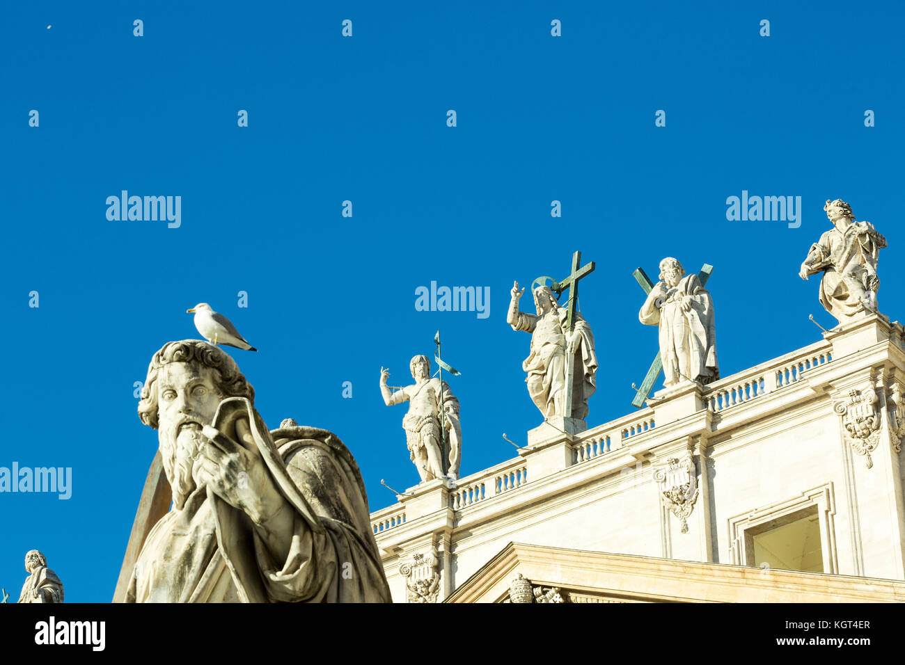 Statue de saint Paul à st peters square vatican Banque D'Images