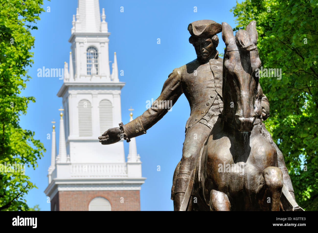 Statue de Paul Revere et Old North Church in Boston north end quartier, Massachusetts, Etats-Unis. Banque D'Images